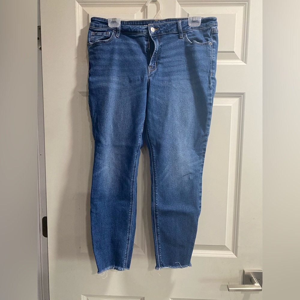 Old Navy Women's Skinny Jeans in Deep Blue